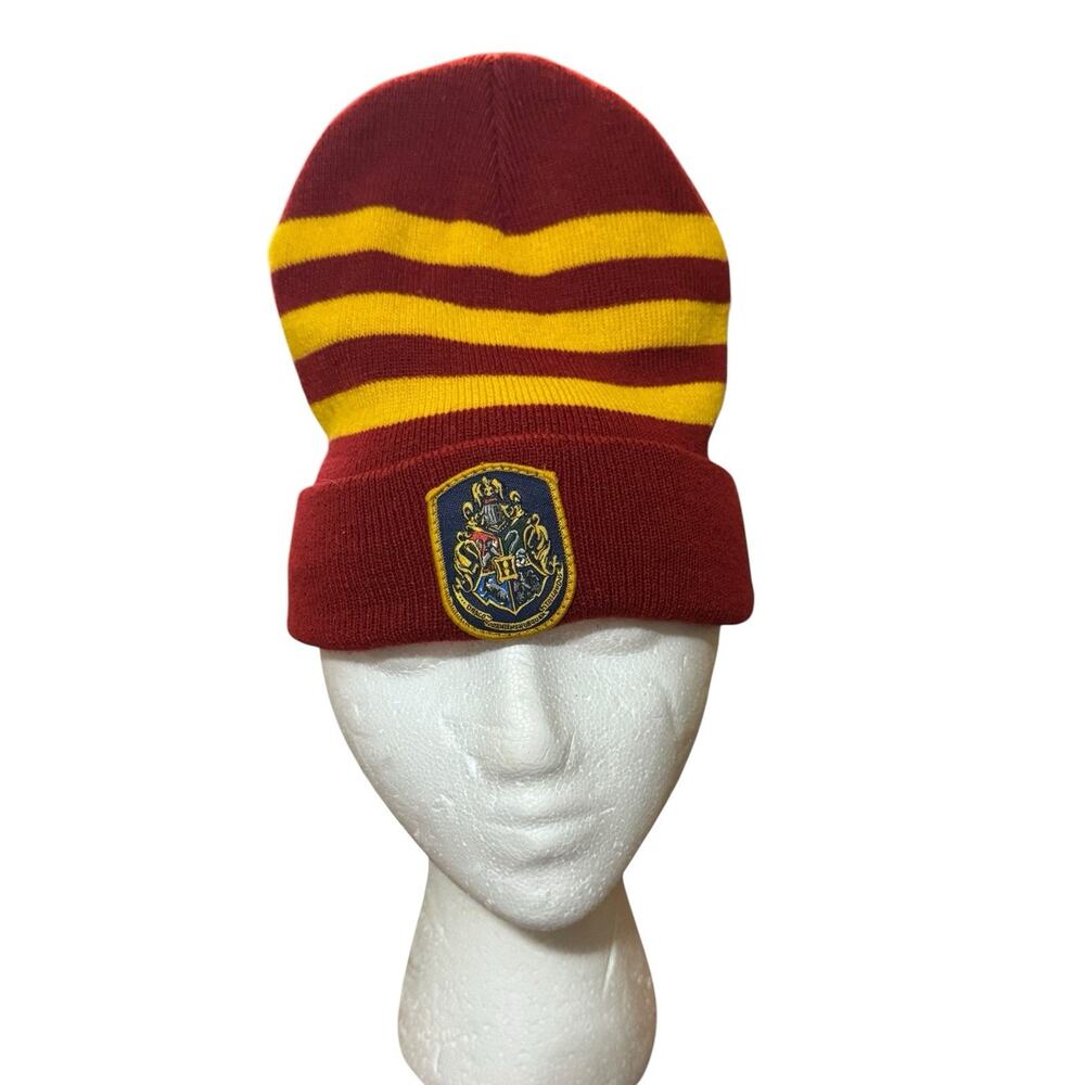 Elope Harry Potter Beanie Hat Gryffindor House Crest Logo Skull Hat